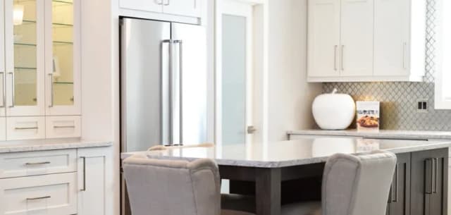 Ile prądu zużywa stara zamrażarka? Sprawdź, ile możesz stracić! Ile prądu zużywa stara zamrażarka? Sprawdź, ile możesz stracić!